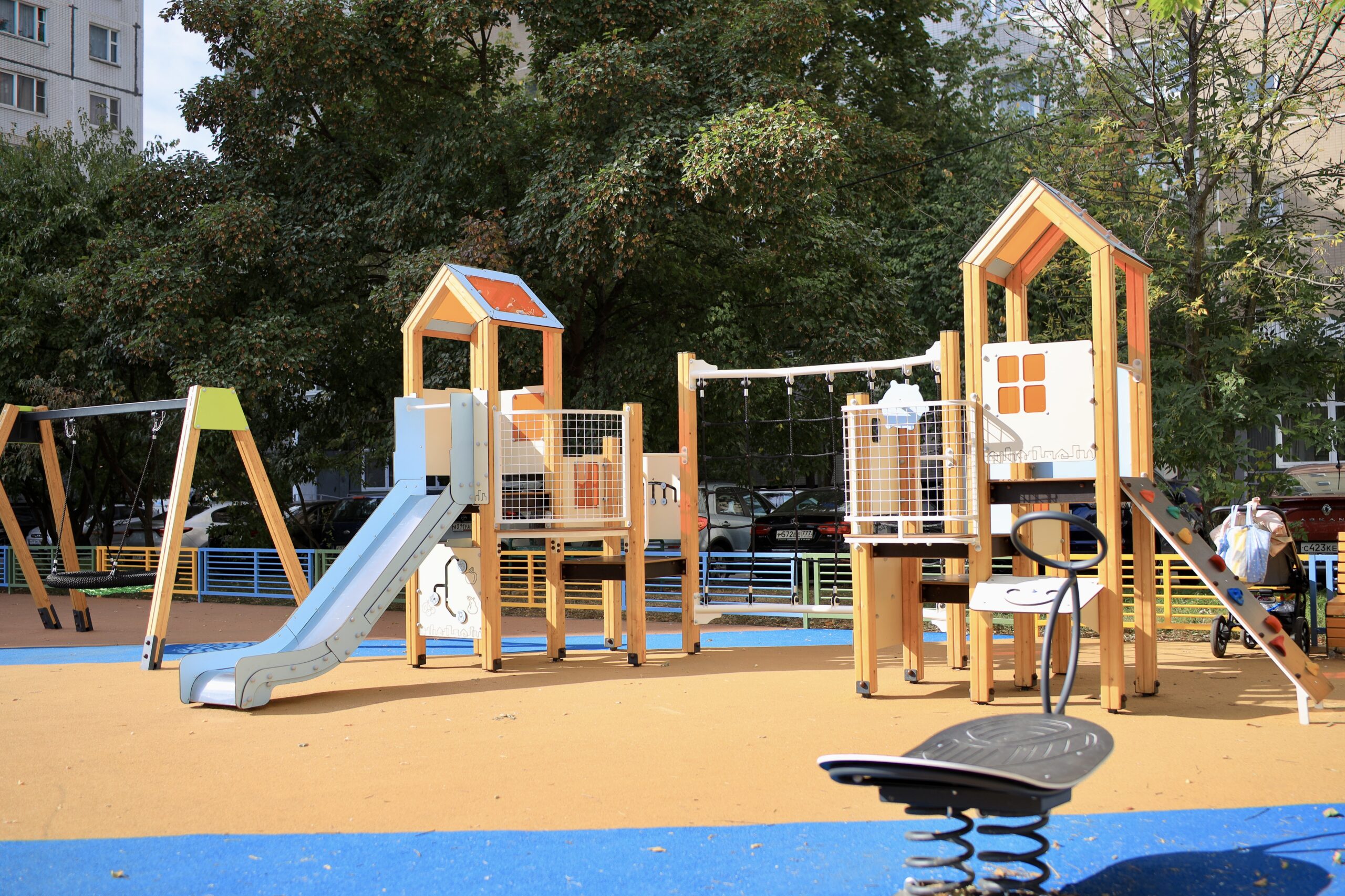 В Королёве в текущем году обновят 17 детских игровых площадок