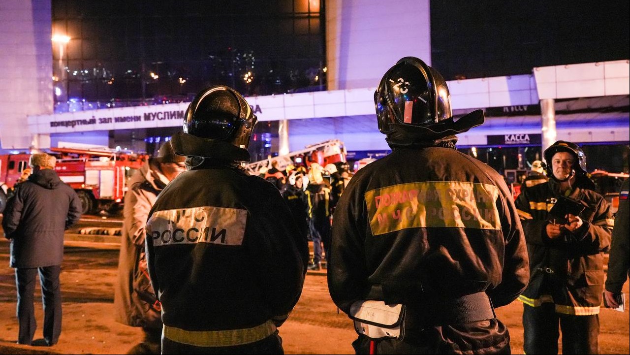 Губернатор Подмосковья: На месте теракта в Crocus City Hall делается все для спасения людей